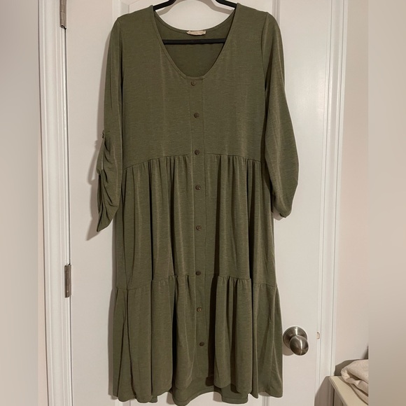 💜 Reb in J 220 olive green dress - Picture 2 of 5